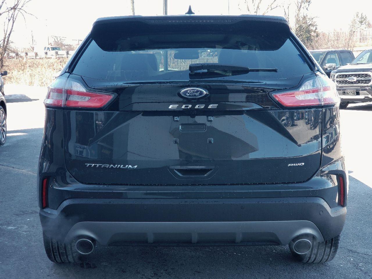 2021 Ford Edge Titanium-4