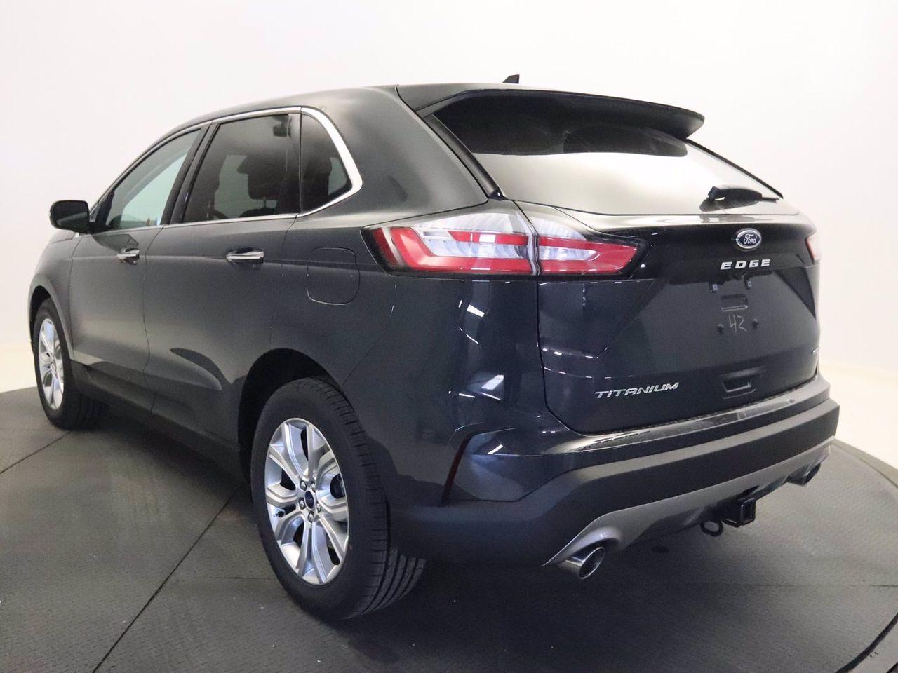 2021 Ford Edge Titanium-4
