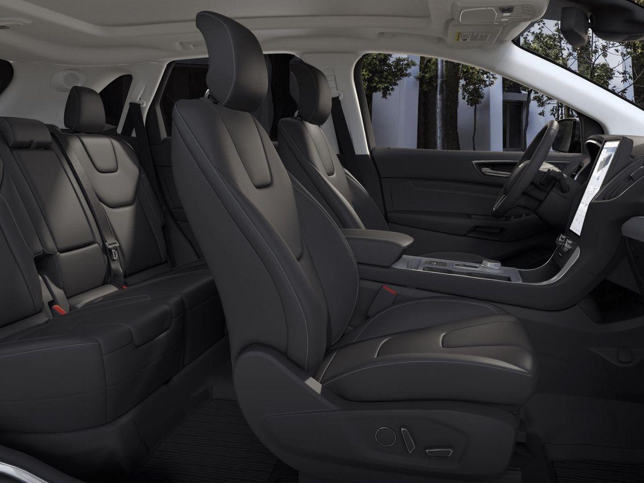 2021 Ford Edge Titanium-4