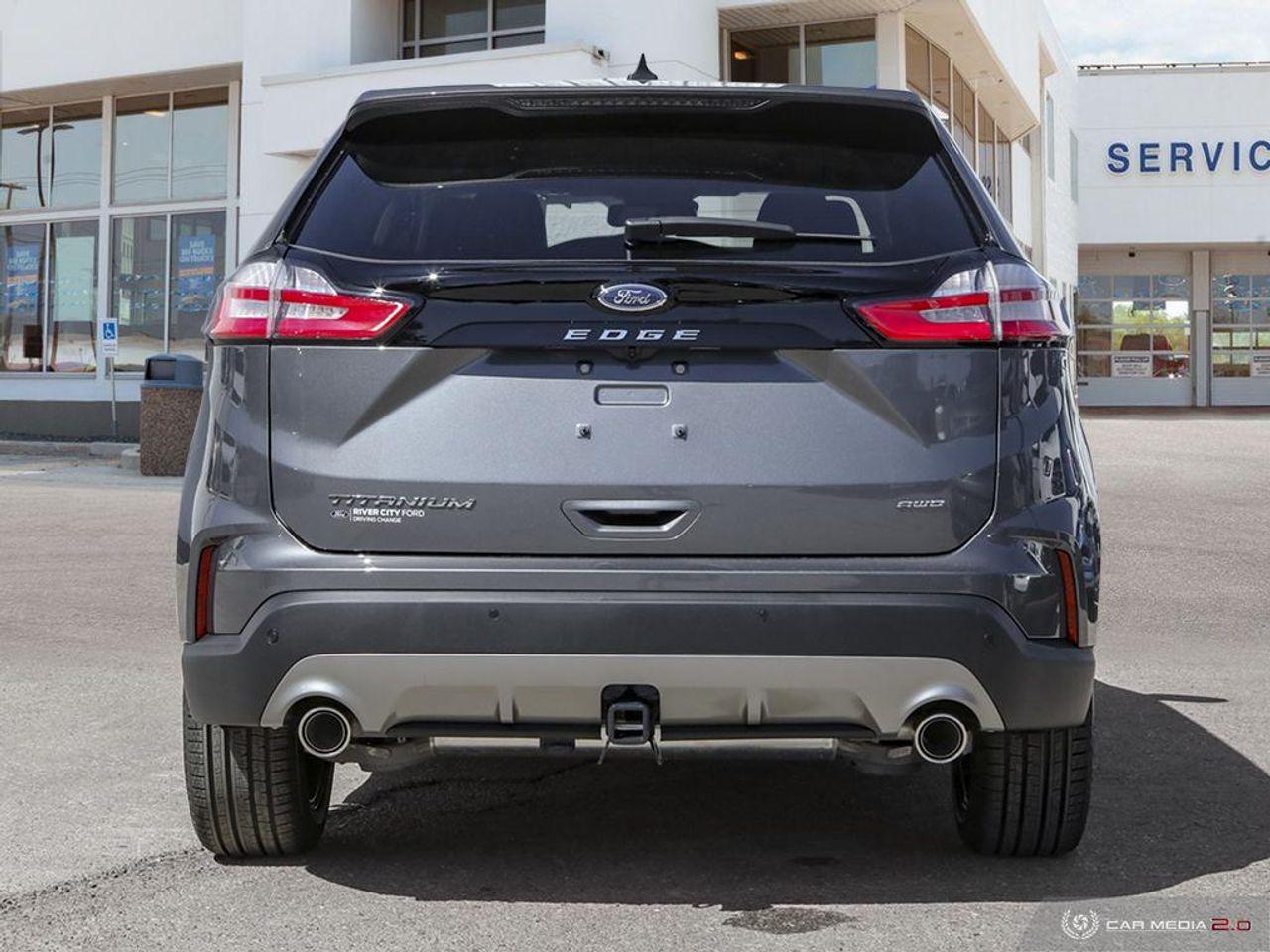 2021 Ford Edge Titanium-4