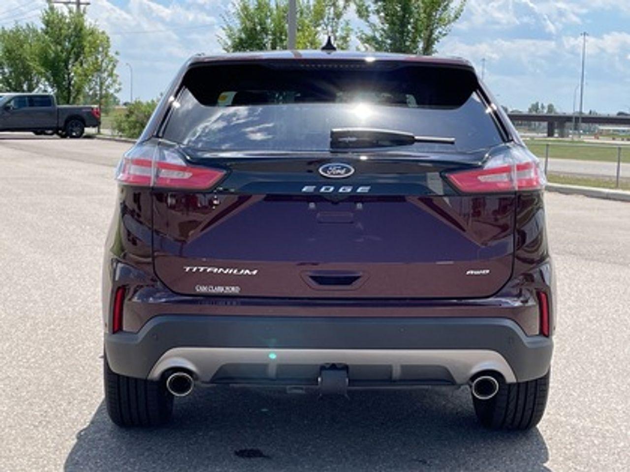 2021 Ford Edge Titanium-4