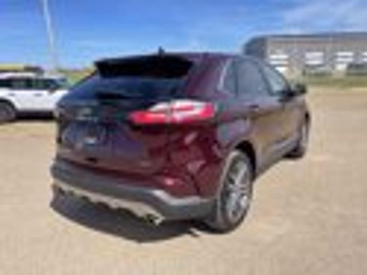 2021 Ford Edge Titanium-3