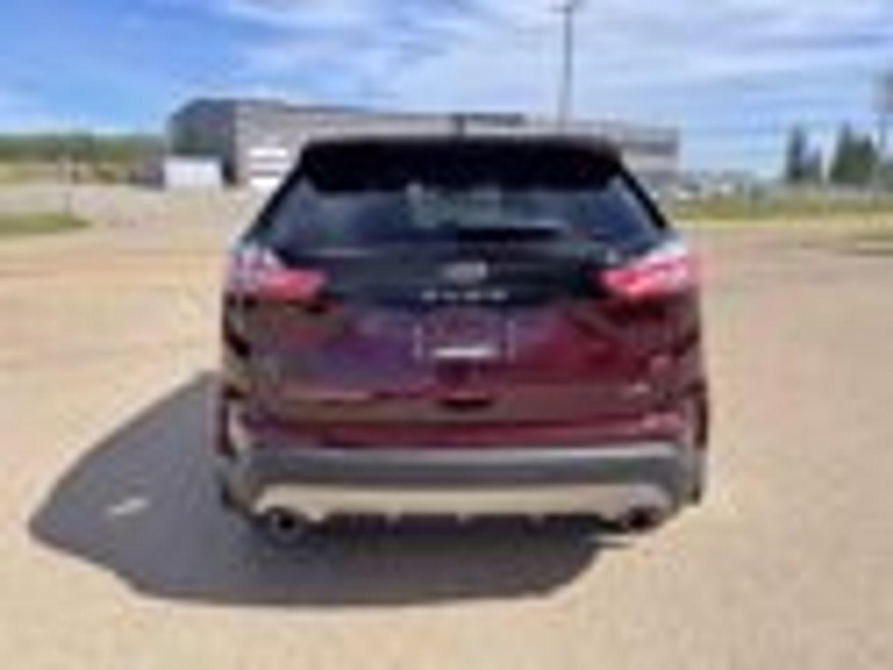 2021 Ford Edge Titanium-4
