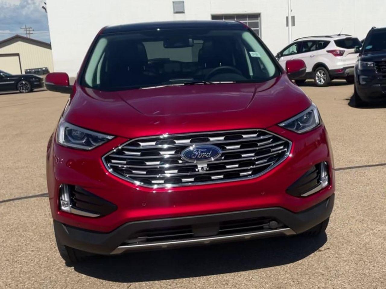 2021 Ford Edge Titanium-2