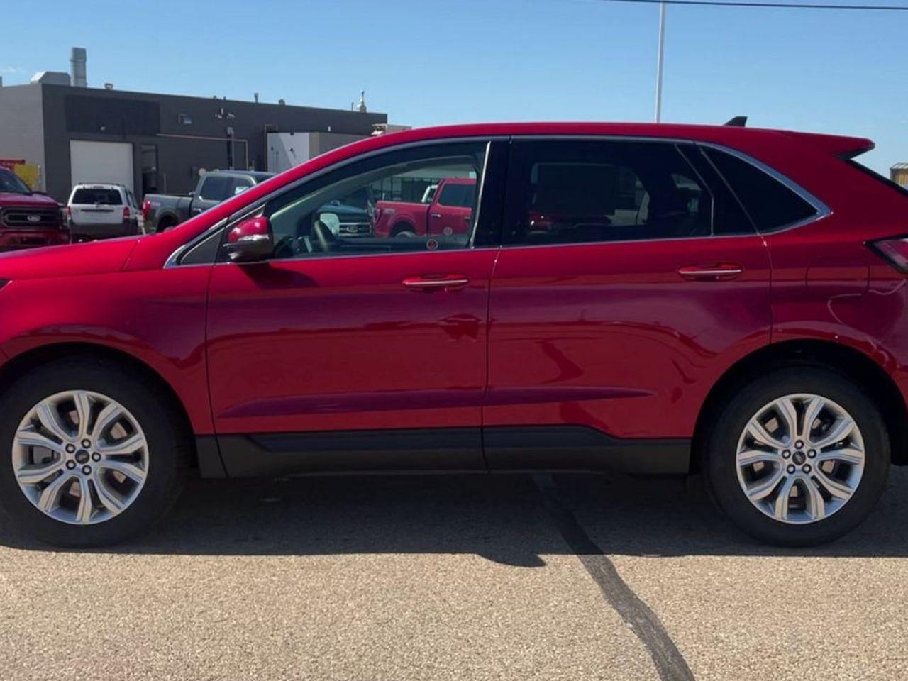 2021 Ford Edge Titanium-4