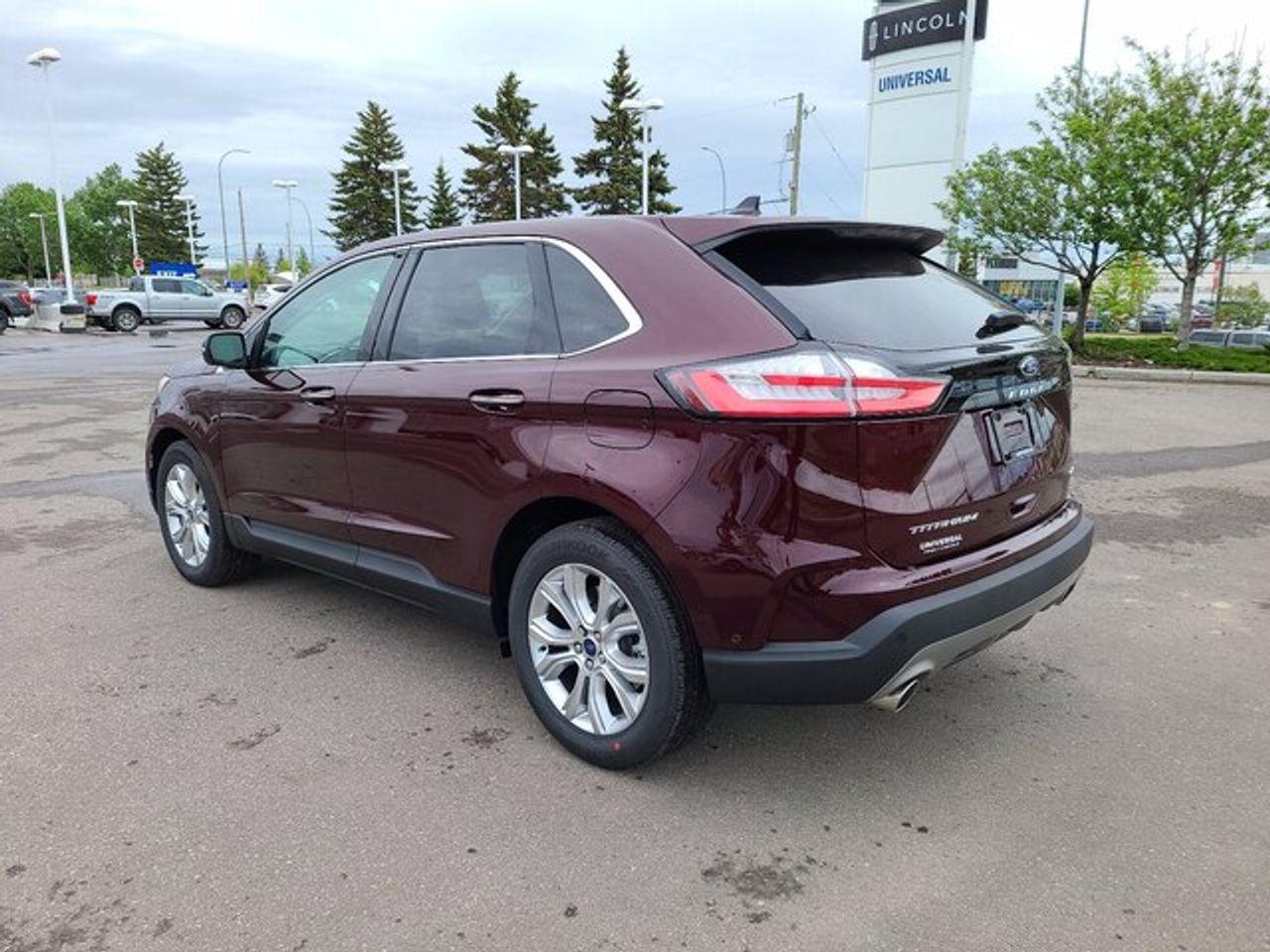 2021 Ford Edge Titanium-1