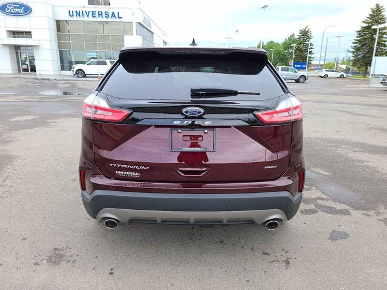 2021 Ford Edge Titanium-2