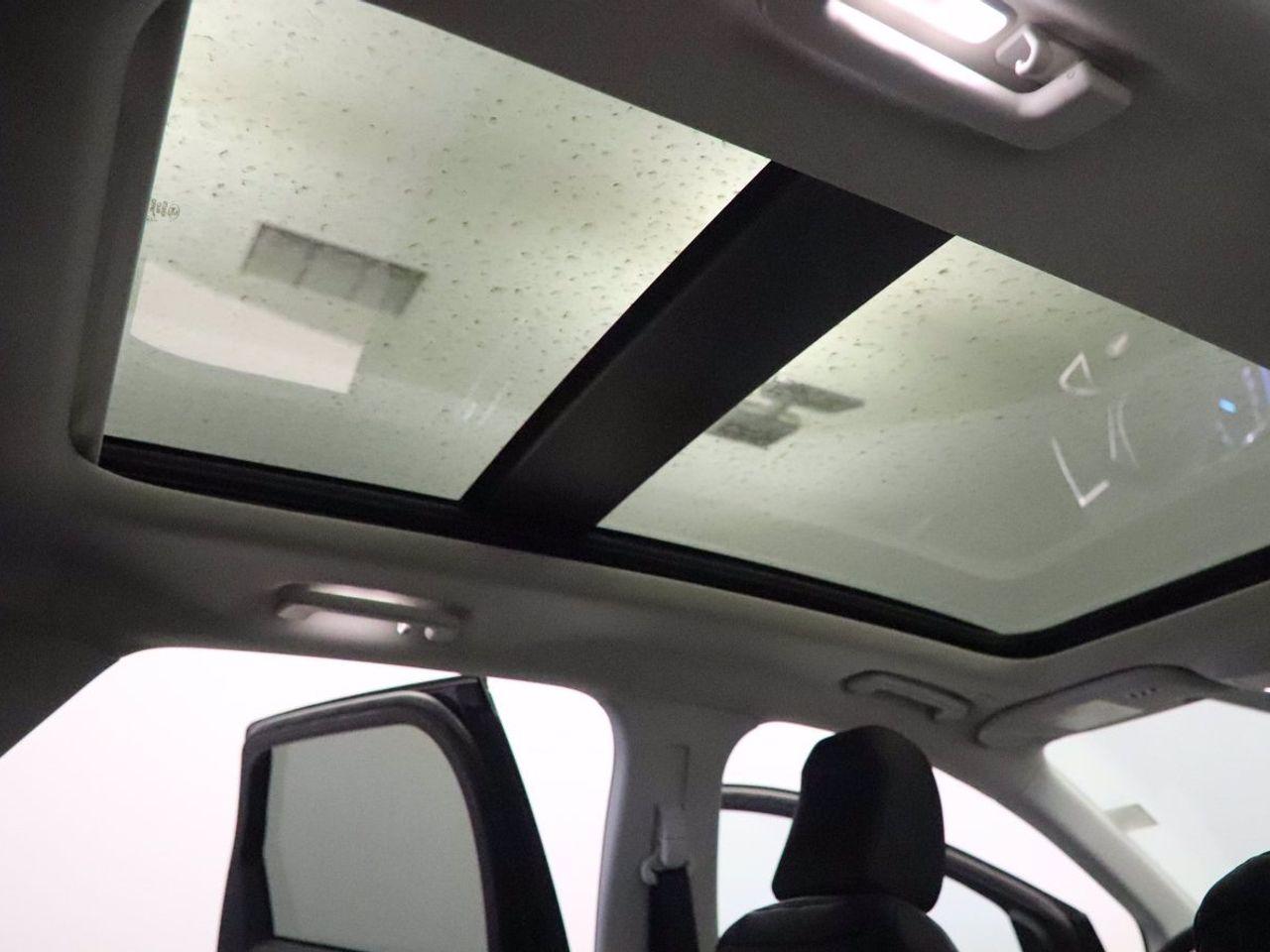 2021 Ford Edge Titanium-4
