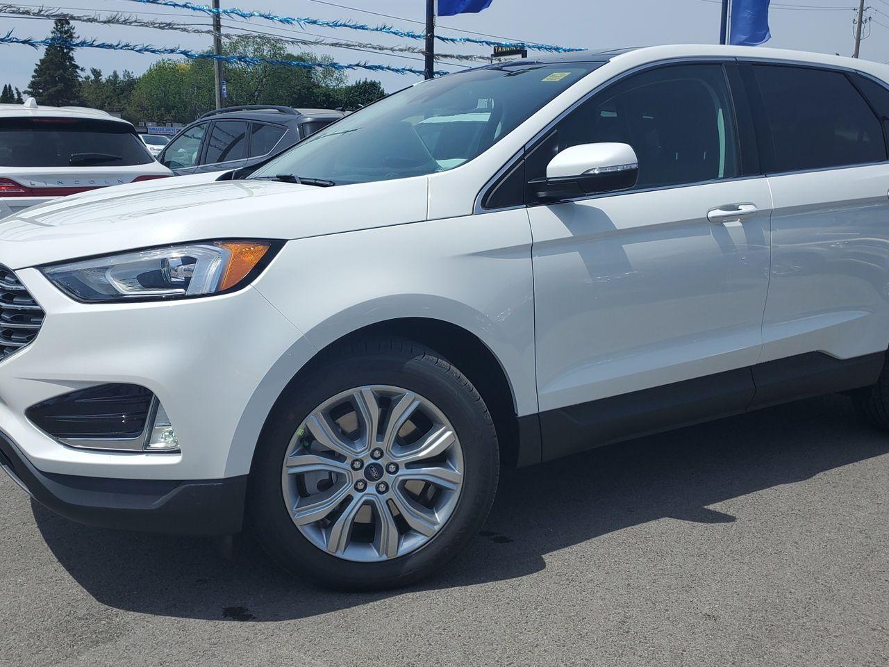 2021 Ford Edge Titanium-0