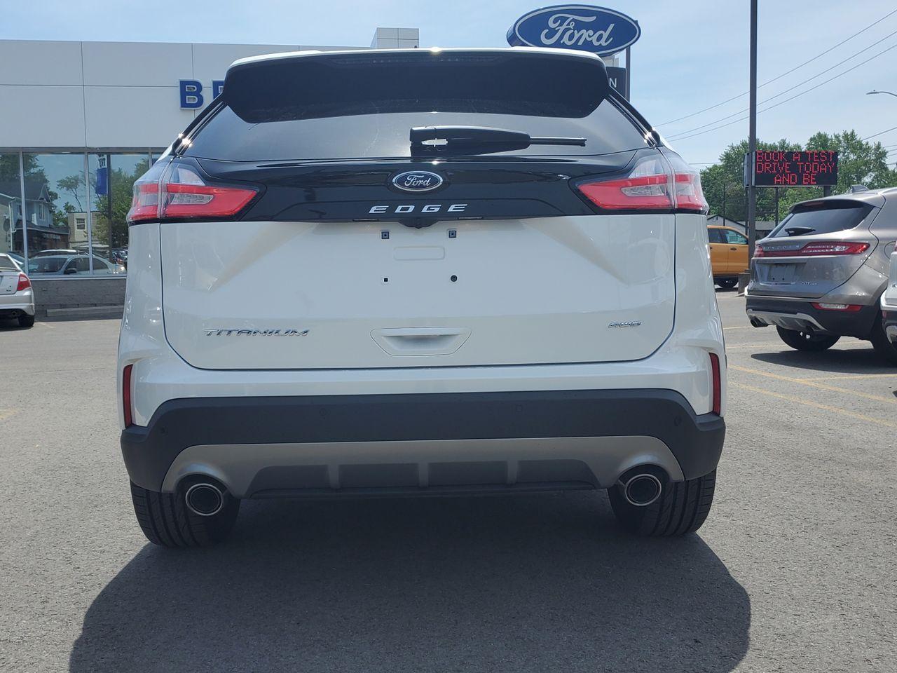 2021 Ford Edge Titanium-4