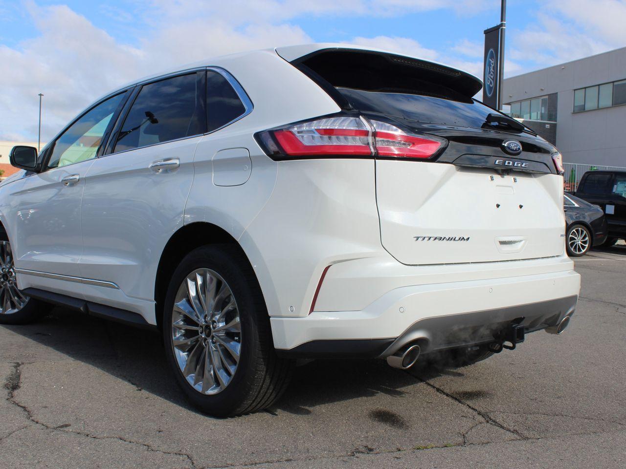 2021 Ford Edge Titanium-2