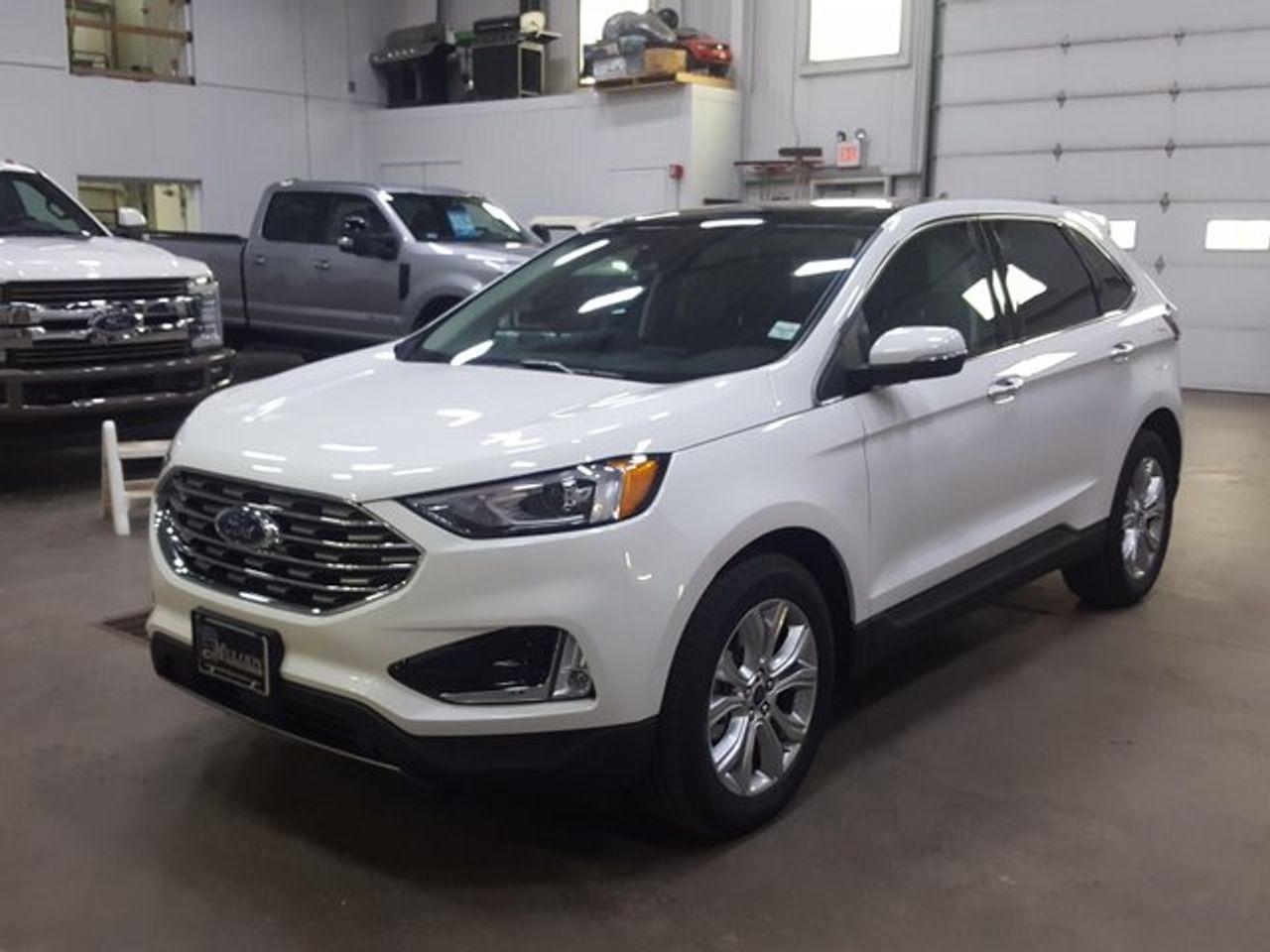 2021 Ford Edge Titanium-0