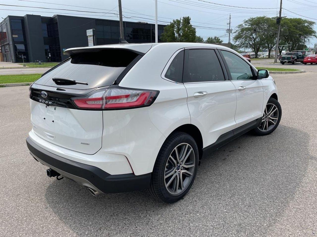 2021 Ford Edge Titanium-3