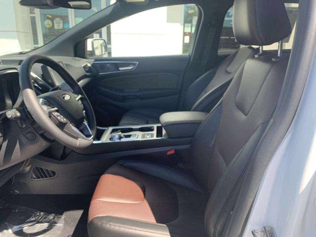 2021 Ford Edge Titanium-3