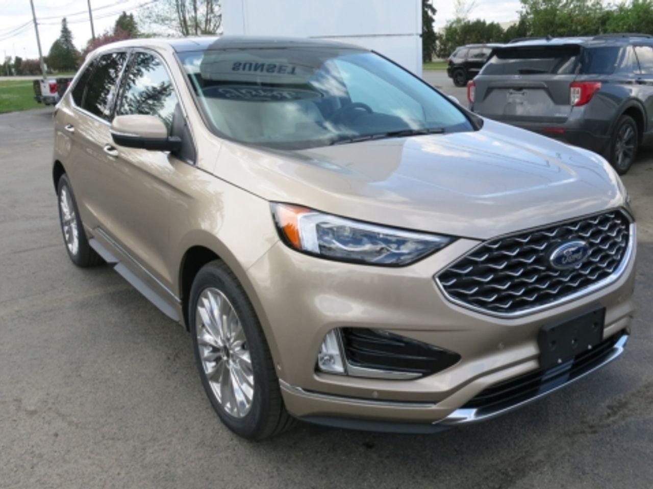 2021 Ford Edge Titanium-0