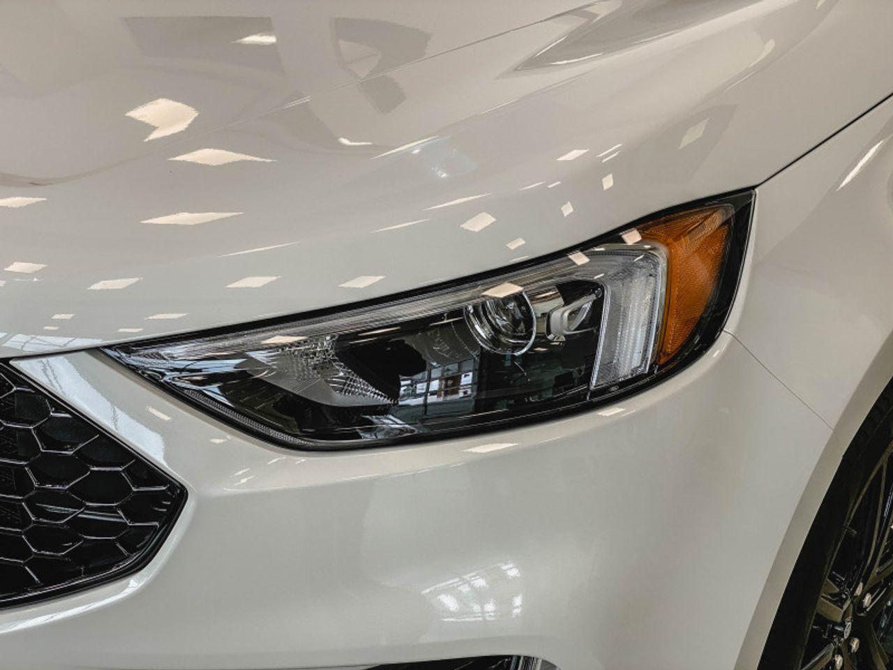 2021 Ford Edge -3