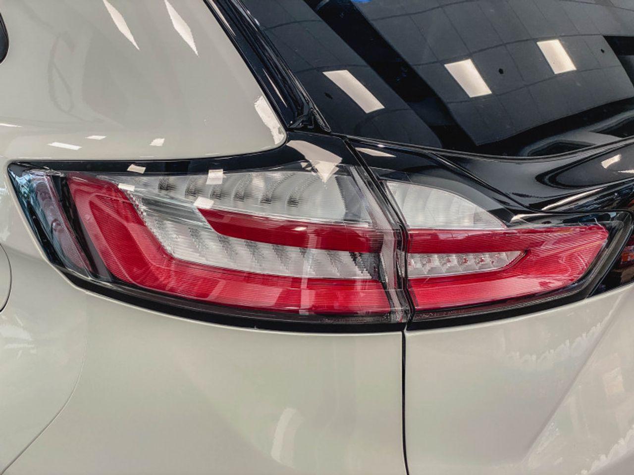 2021 Ford Edge -4