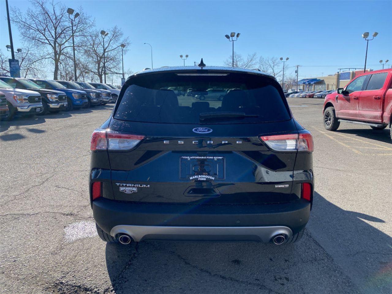 2021 Ford Escape -3