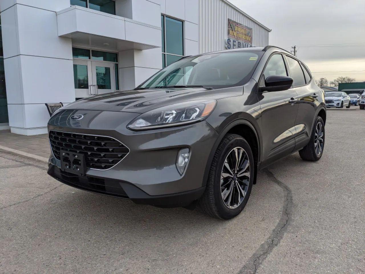 2021 Ford Escape -1