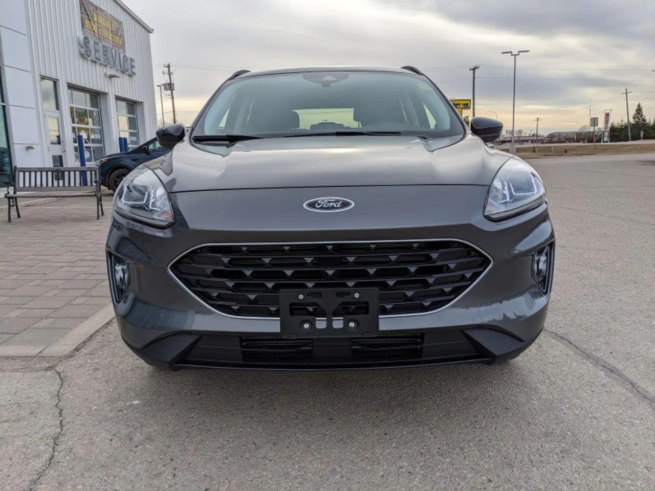2021 Ford Escape -2