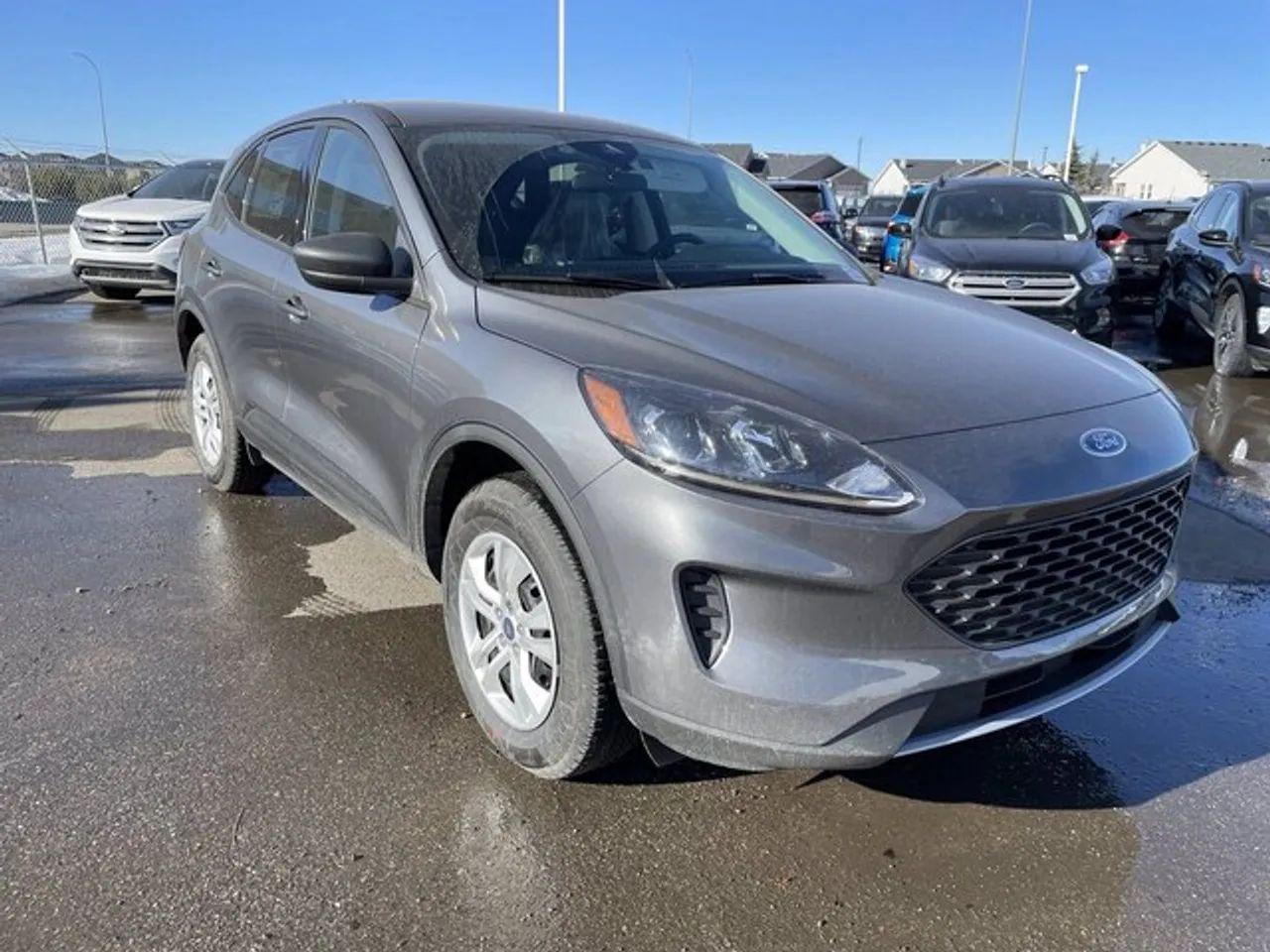2021 Ford Escape S-2