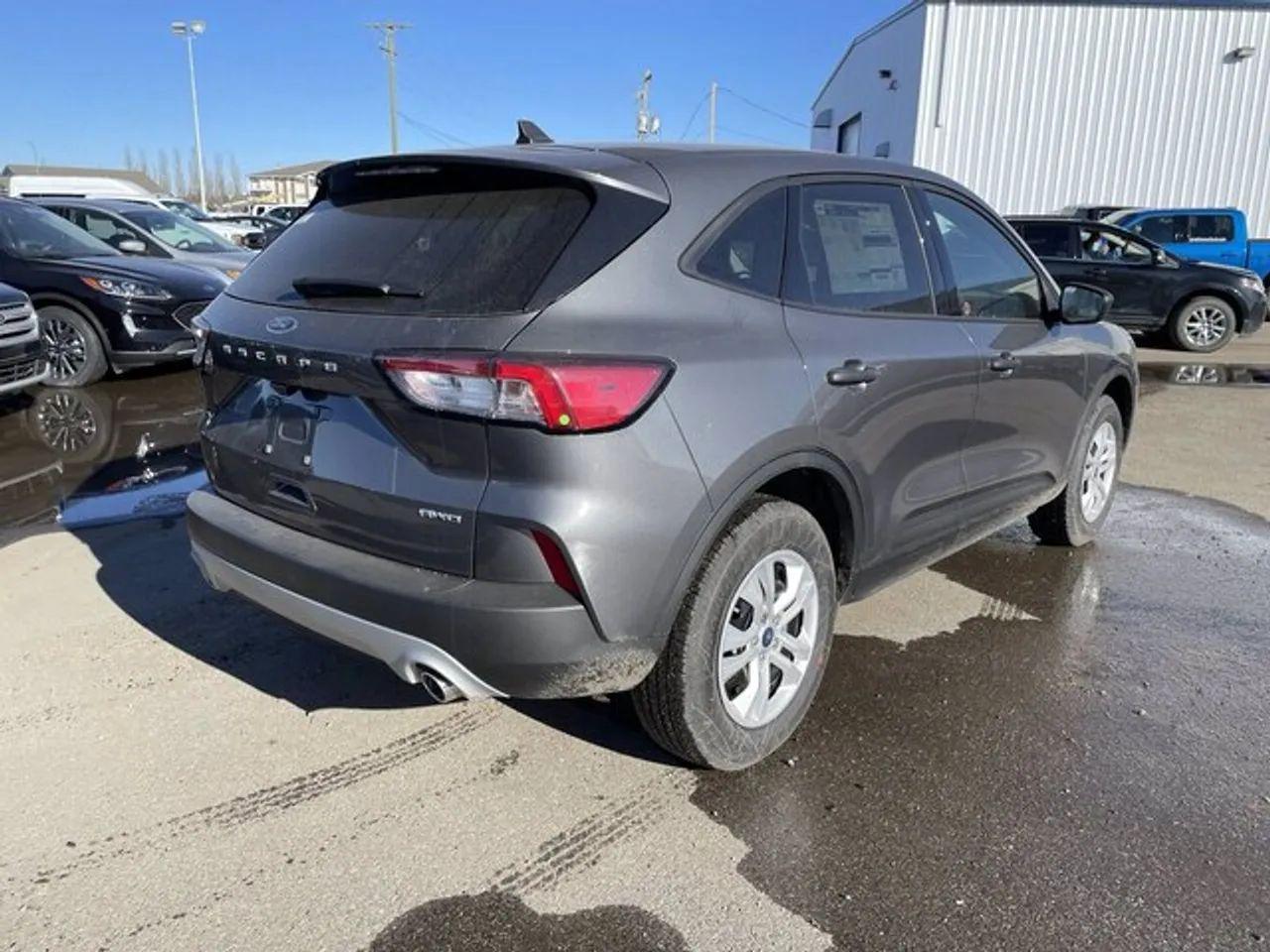 2021 Ford Escape S-3