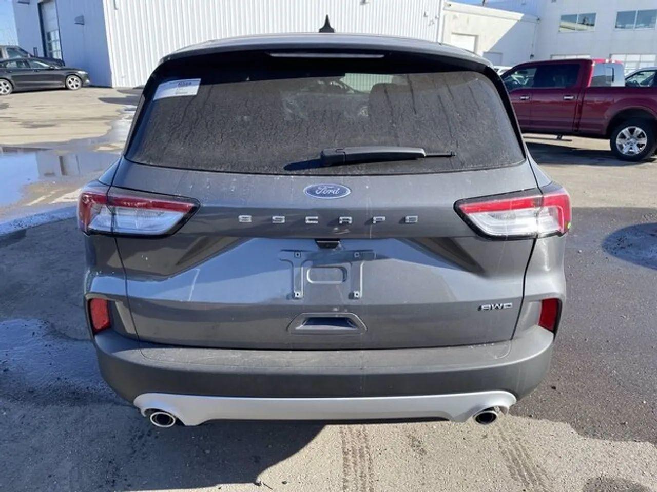2021 Ford Escape S-4