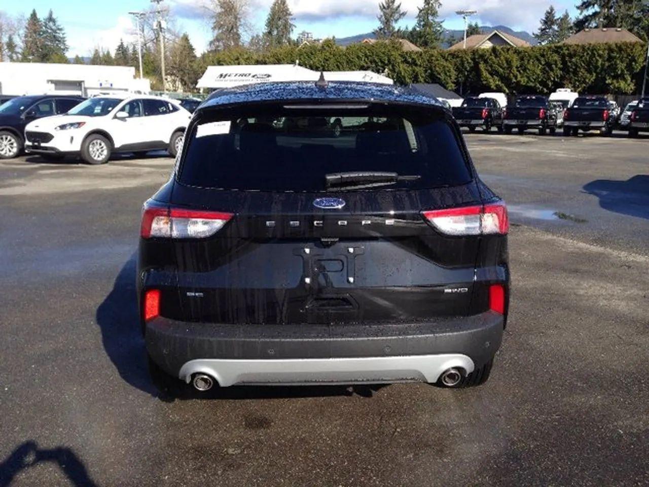 2021 Ford Escape SE-4