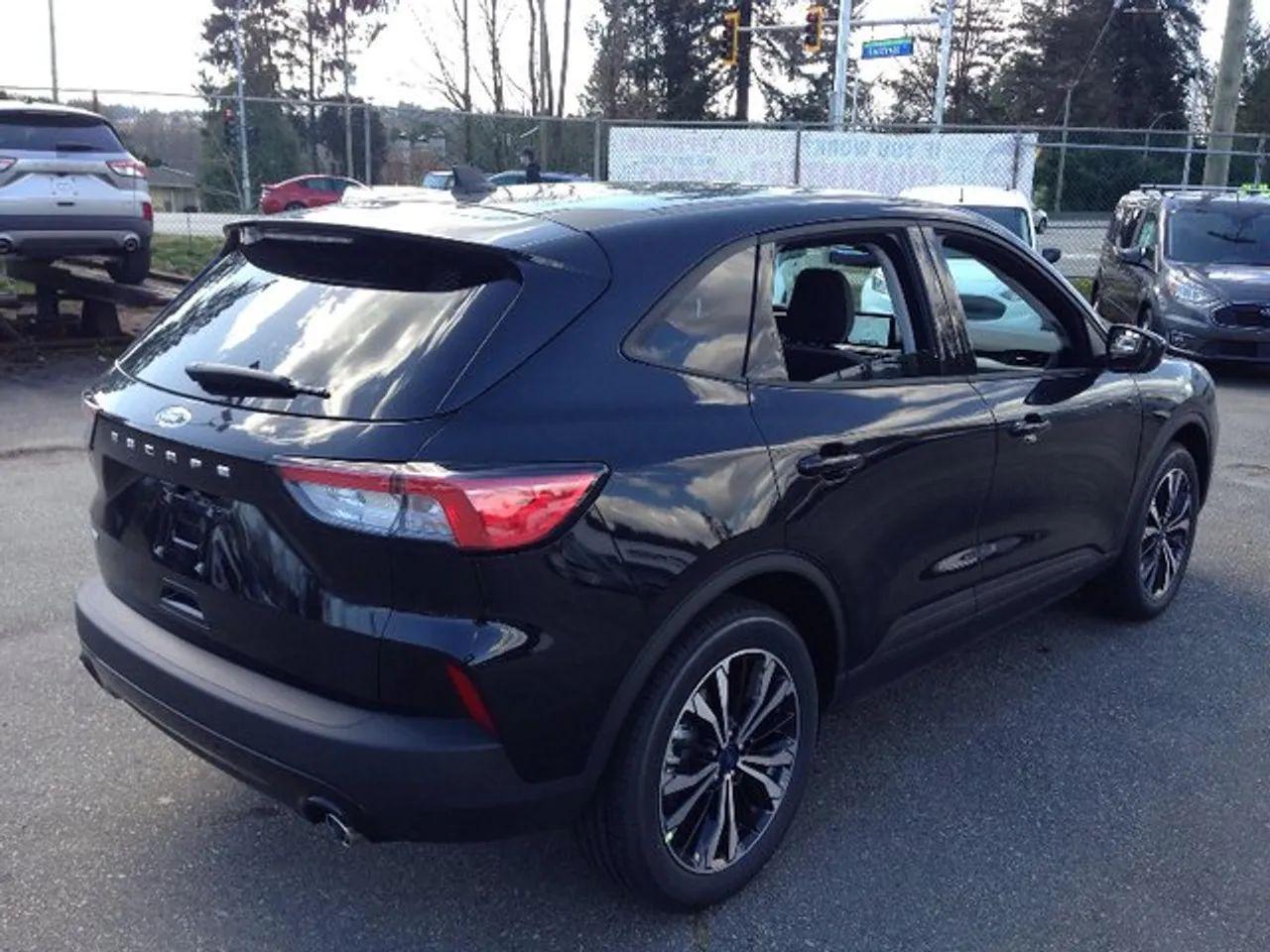 2021 Ford Escape SE-3