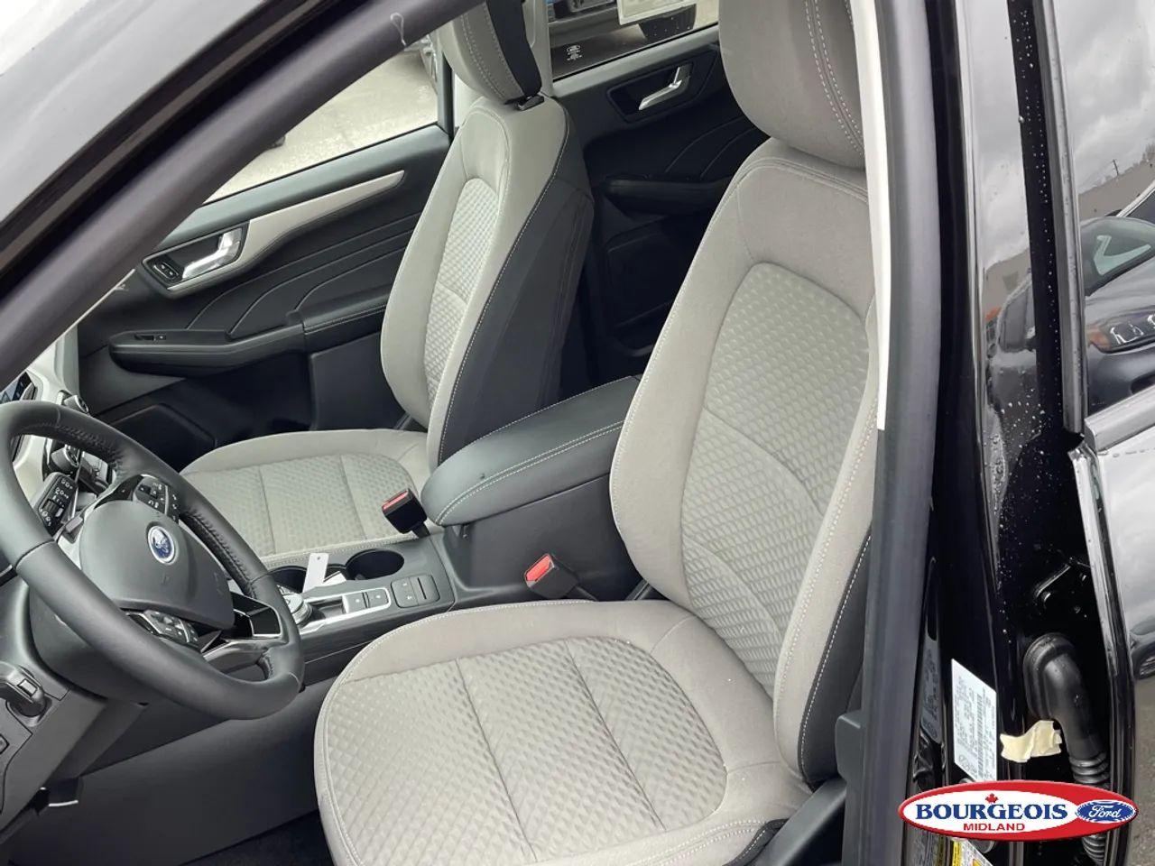 2021 Ford Escape SE-4