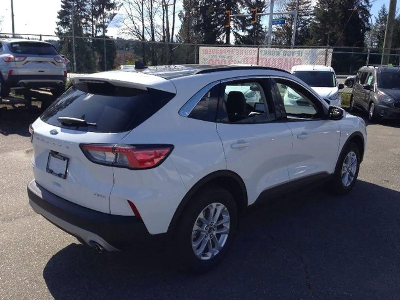 2021 Ford Escape SE-3