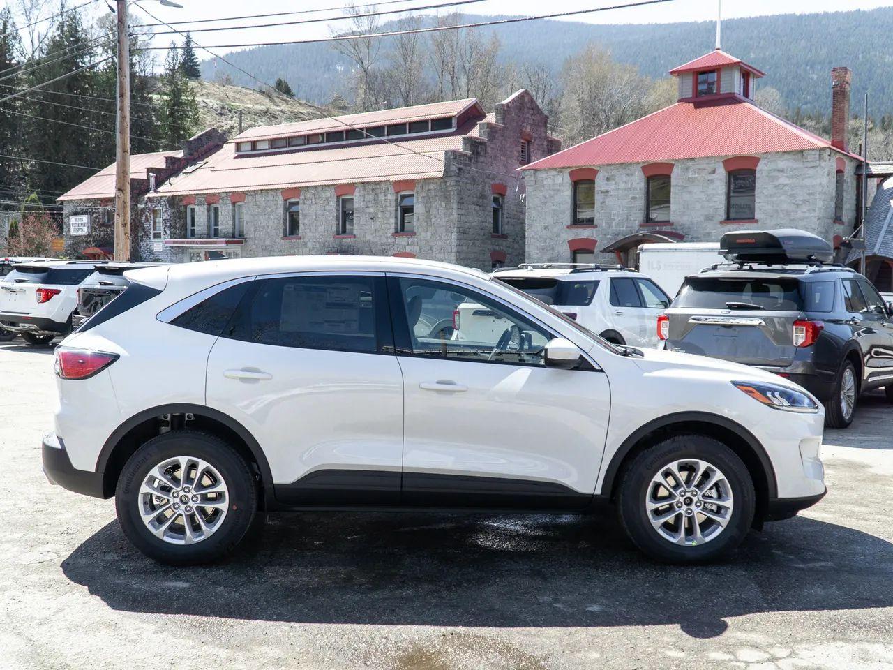 2021 Ford Escape SE-0