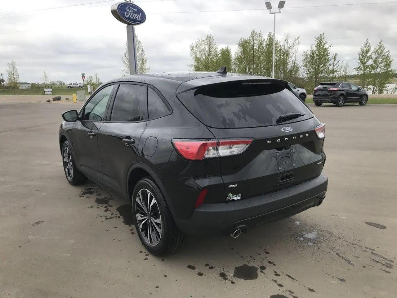 2021 Ford Escape SE-4