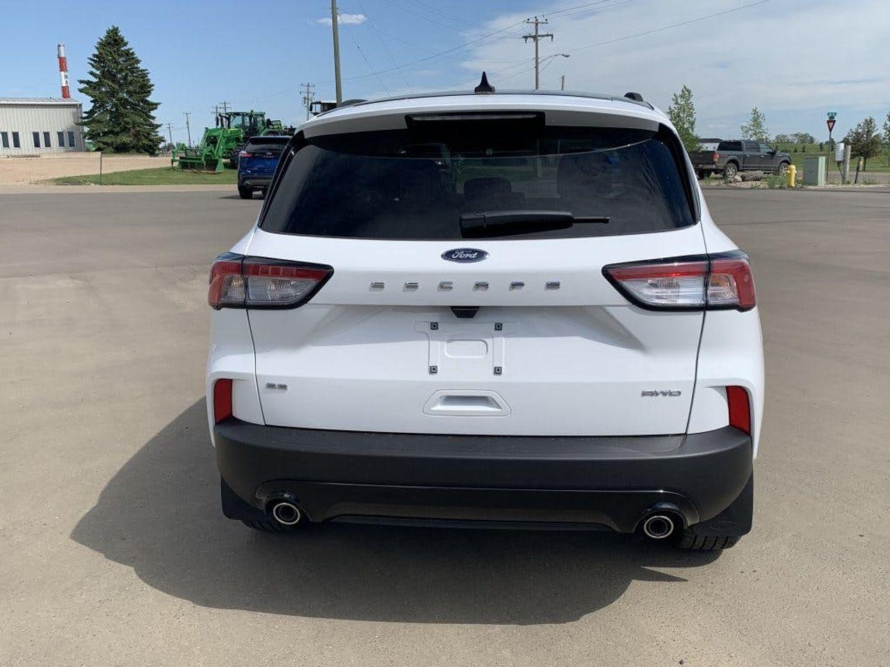 2021 Ford Escape SE-3