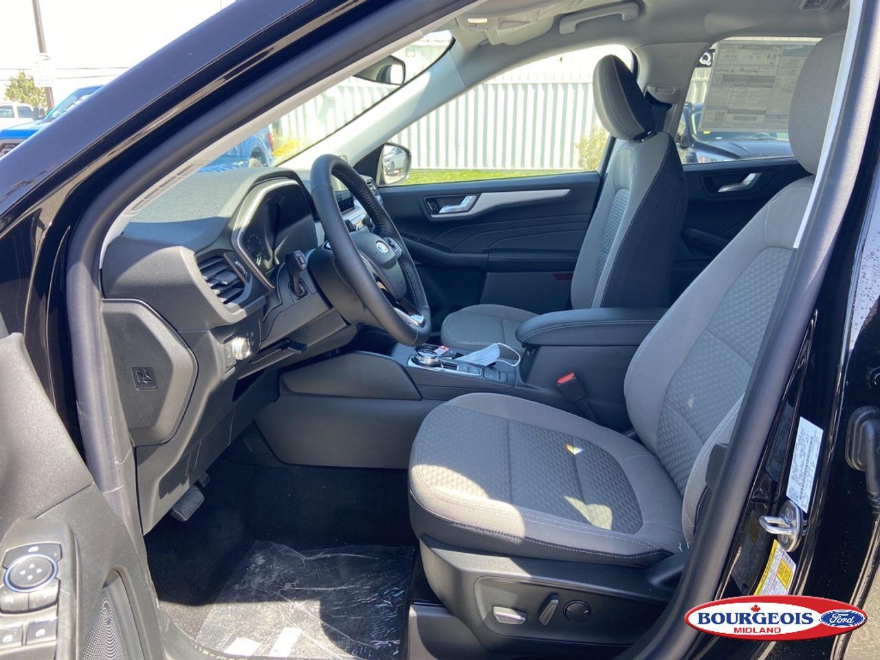 2021 Ford Escape SE-3