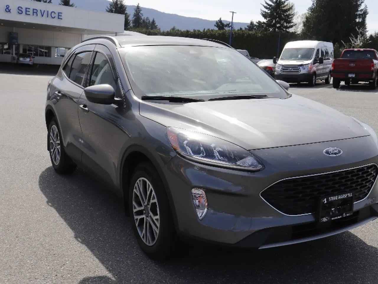 2021 Ford Escape SEL-1