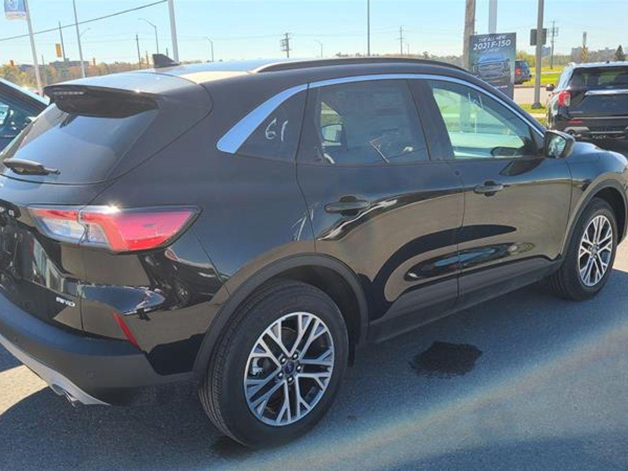 2021 Ford Escape SEL-4