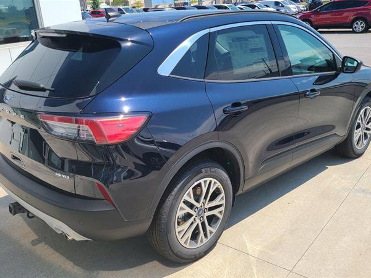2021 Ford Escape SEL-4