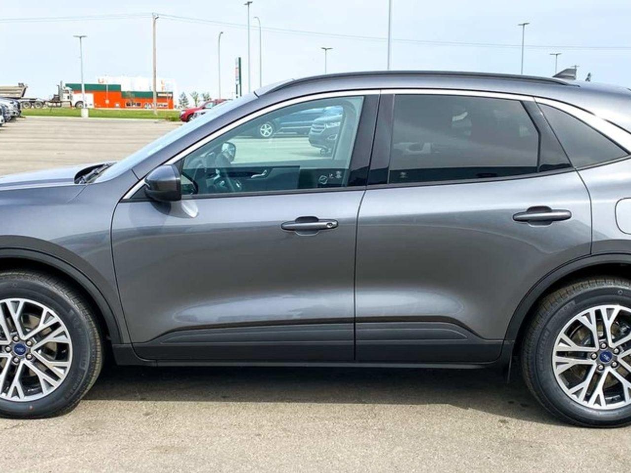 2021 Ford Escape SEL-4