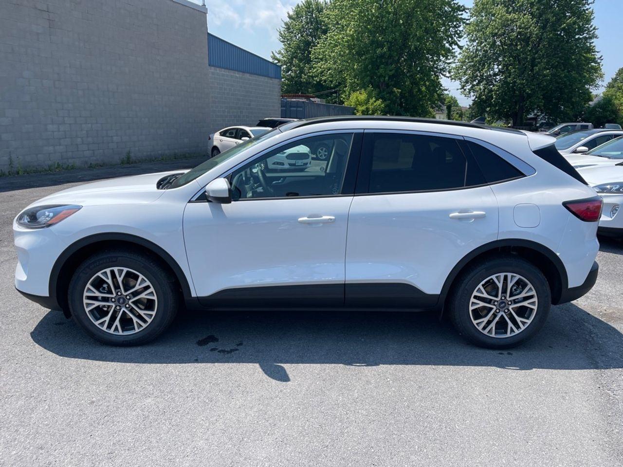 2021 Ford Escape SEL-1