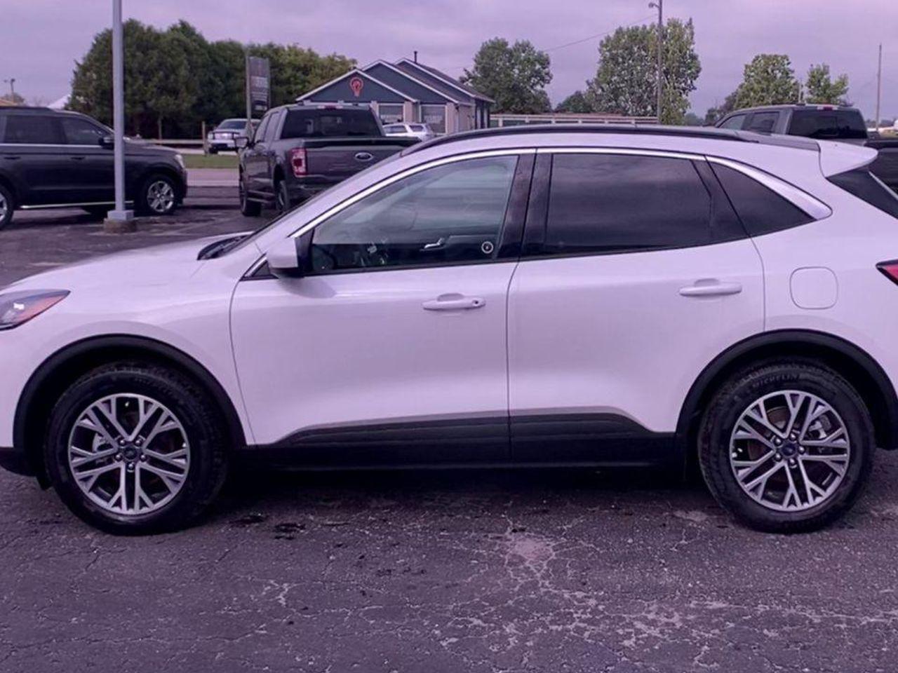 2021 Ford Escape SEL-4