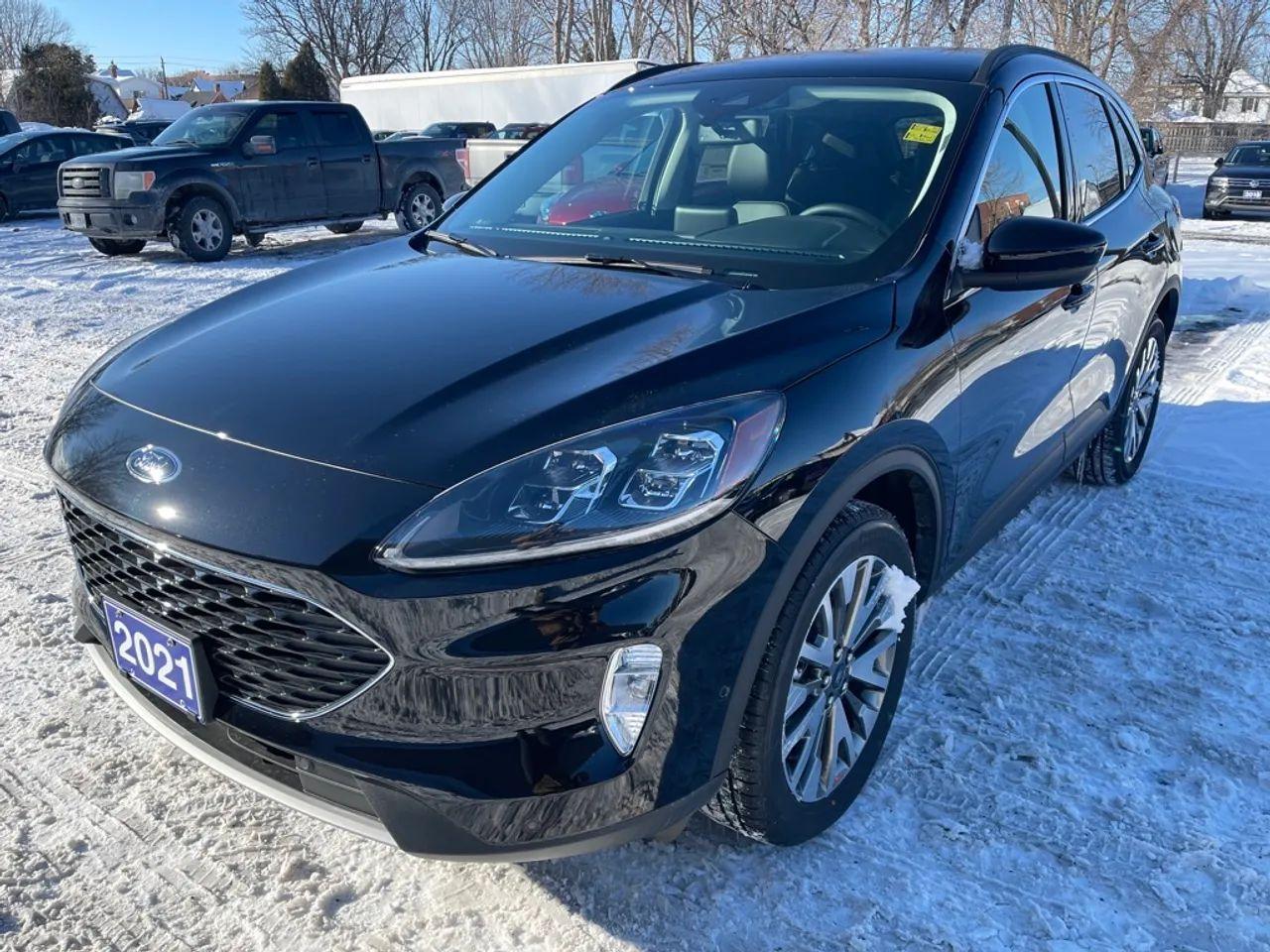 2021 Ford Escape Titanium-0
