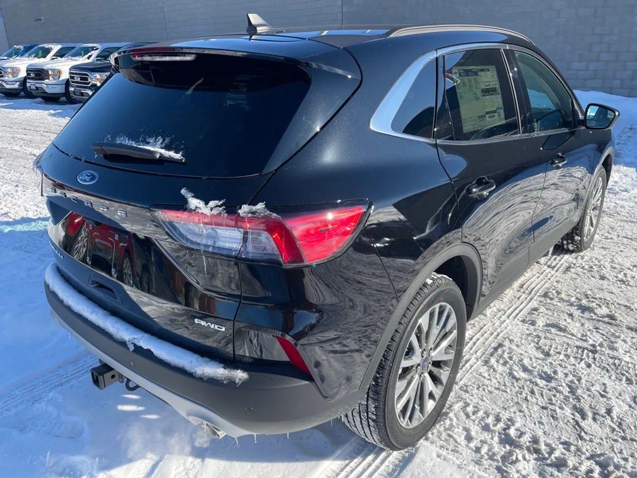 2021 Ford Escape Titanium-4