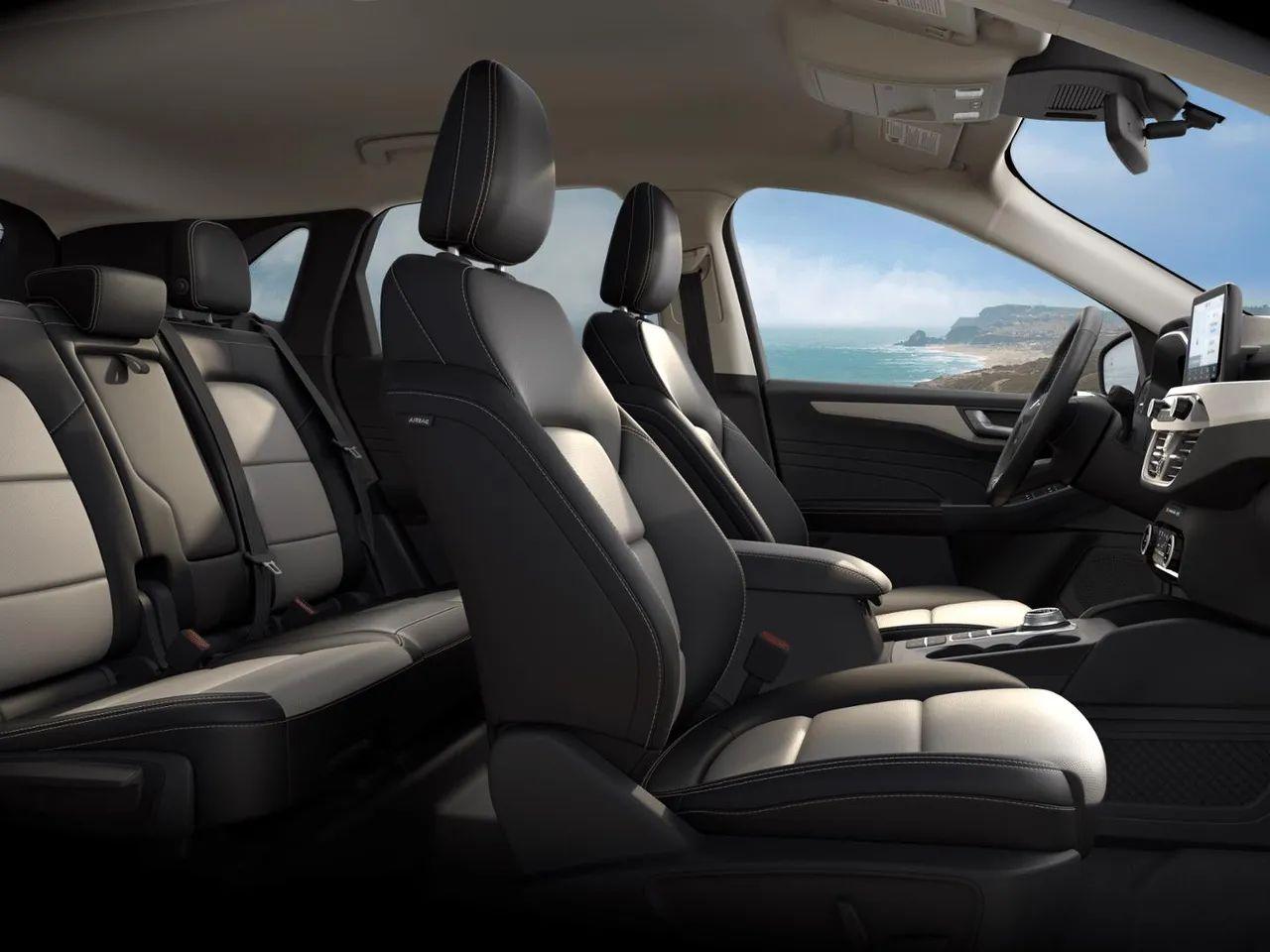 2021 Ford Escape Titanium-3