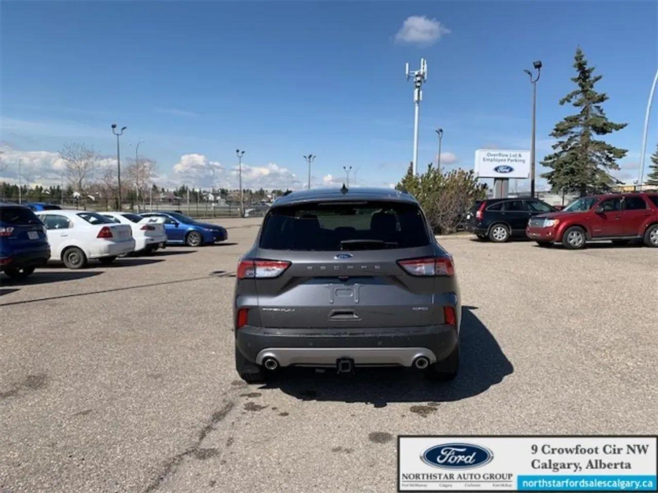 2021 Ford Escape Titanium-3