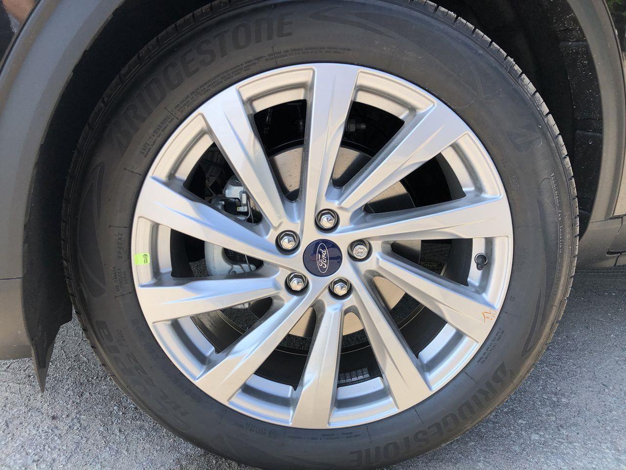 2021 Ford Escape Titanium-1