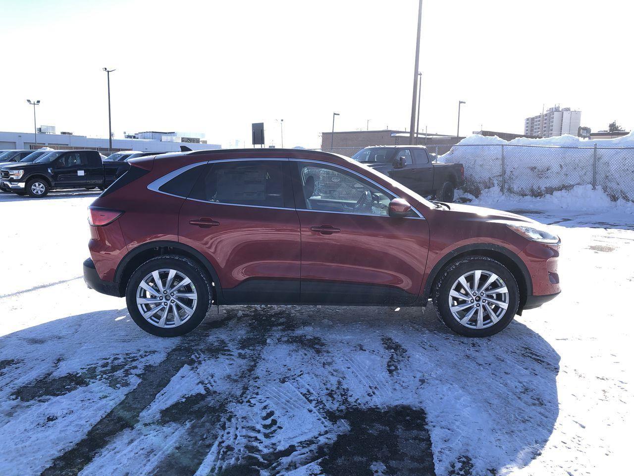 2021 Ford Escape Titanium-4