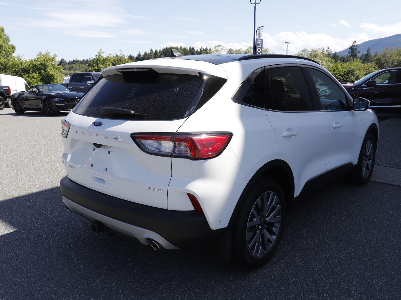2021 Ford Escape Titanium-4