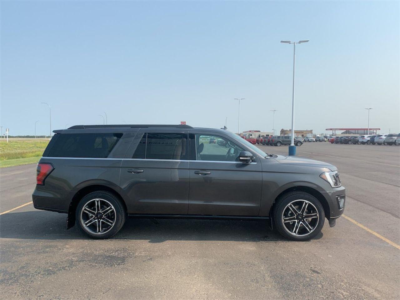 2021 Ford Expedition -3
