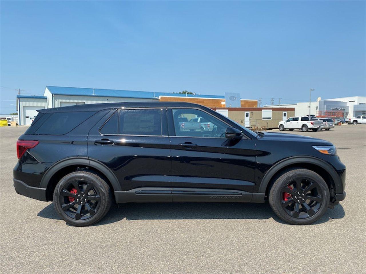 2021 Ford Explorer -1